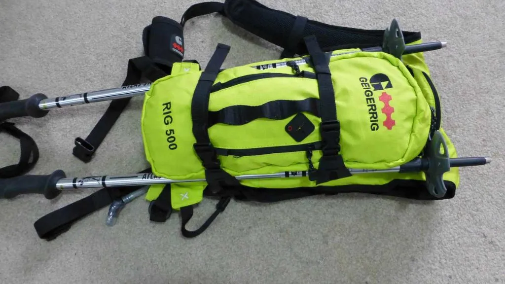 How-to-Pack-Trekking-Pole-For-Flight